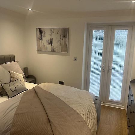 St Leonards-on-Sea Gorgeous 2 Floor 3 Bed Apartment מראה חיצוני תמונה