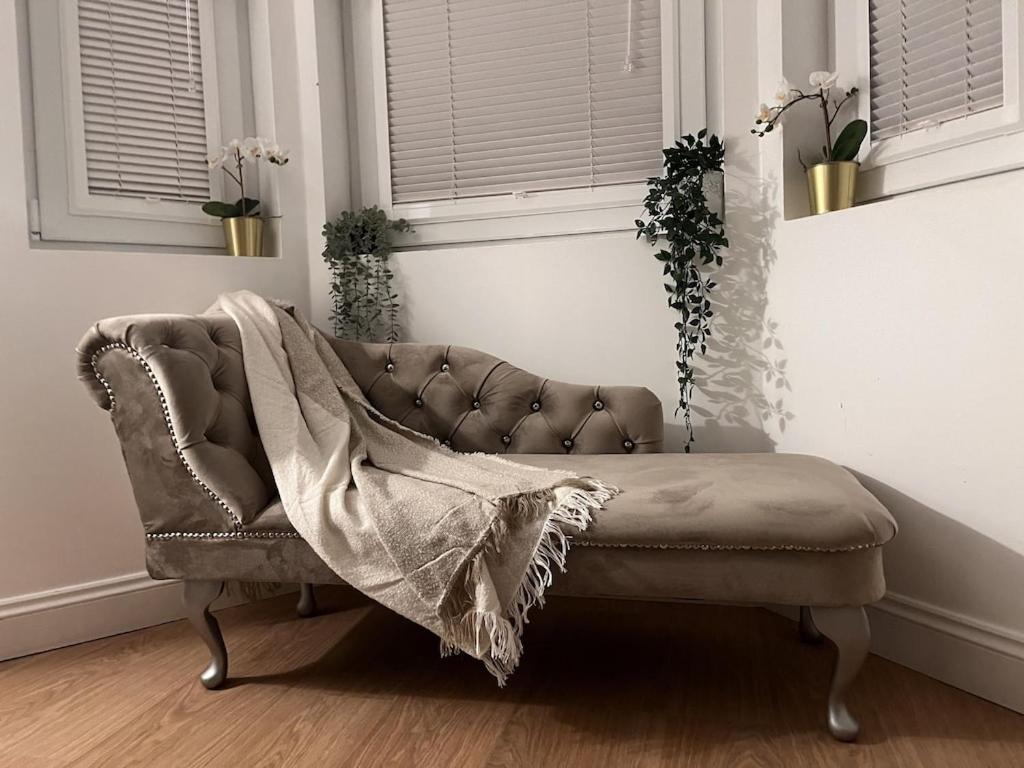 St Leonards-on-Sea Gorgeous 2 Floor 3 Bed Apartment מראה חיצוני תמונה